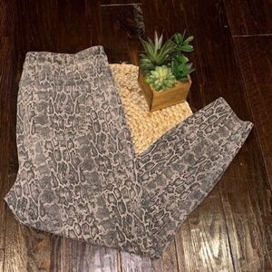 SPANX animal print Capri pants size 2x